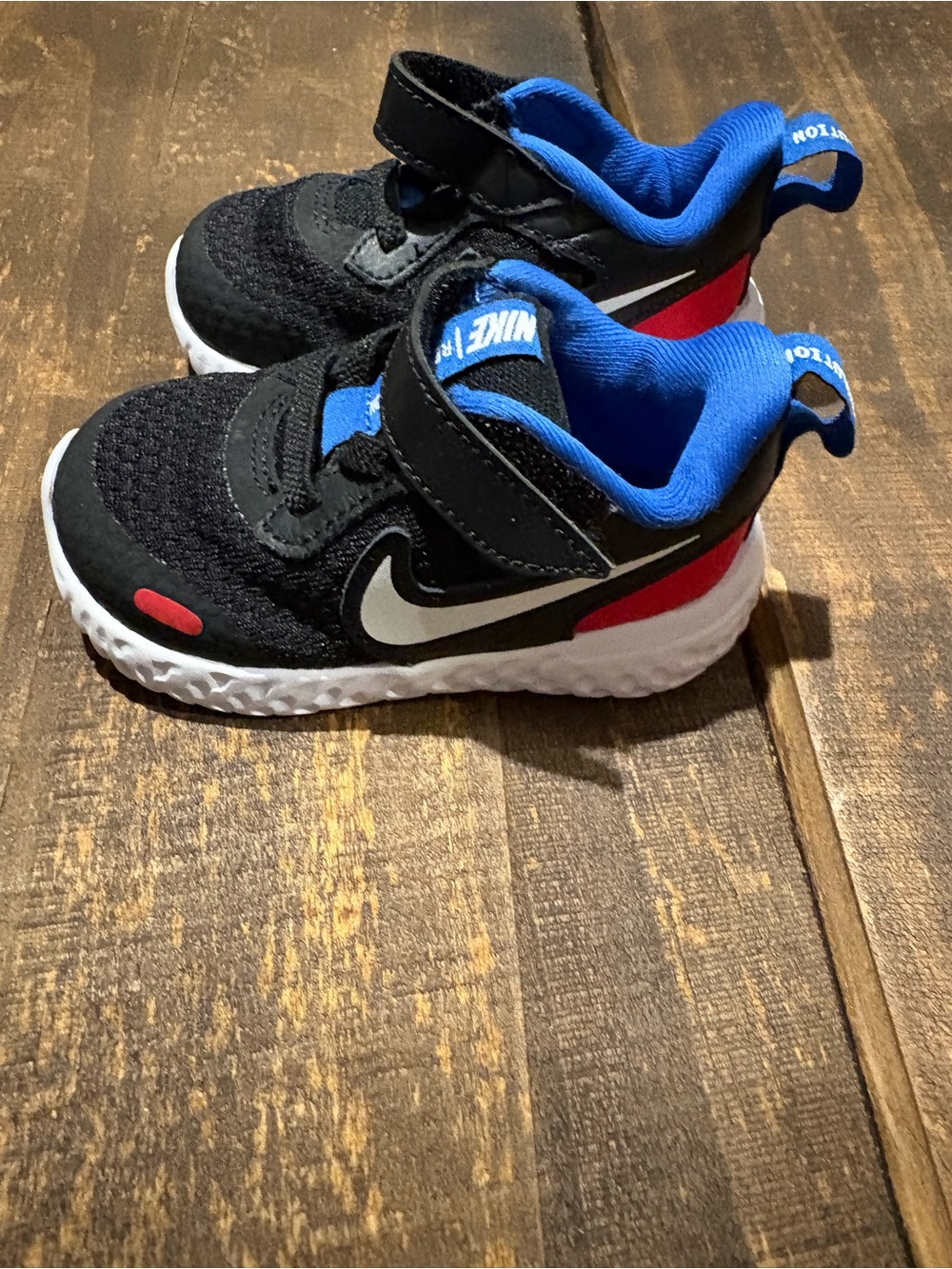 Nike Baby Velcro Sneakers Size 4C NWOT